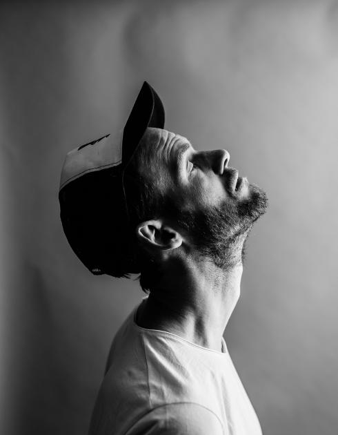 het-zesde-metaal-artists-in-residence-kmska.jpg Frontman Wannes Cappelle van de muziekgroep Het Zesde Metaal